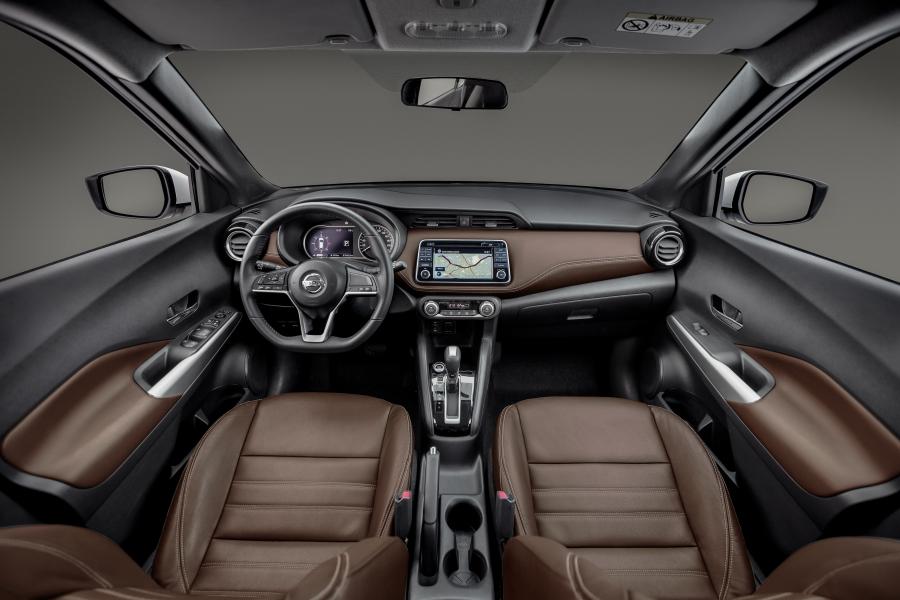 Торпедо Nissan Kicks SL 2016 года  (LA) (фото 3 из 40)